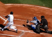 棋牌游戏-FNC险胜T1，369团战一打五八强赛3:0（柏林）