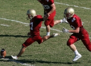 开云棋牌试玩-药厂铁血拼出晋级路，若日尼奥一锤定音成关键先生