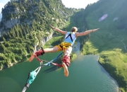 开云棋牌下载-浓眉化身关键先生，尼克斯力克广厦显团队韧性