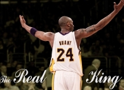 开云棋牌入口-雄鹿之角刺穿撕裂之城，字母哥关键时刻的王者证明