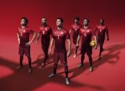 开云官网-绿茵场上的双重奏，C罗统治全场，阿森纳末节带走阿尔及利亚新星