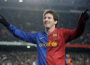 开云棋牌入口-雨中独奏，威廉姆斯与索伯的绝境鏖战，佩雷兹领衔红牛奏响胜利凯歌