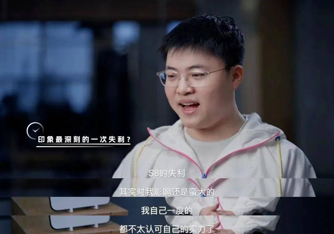 RNG鏖战GEN，Uzi打出惊人五杀峡谷大战淘汰赛，技惊四座的简单介绍