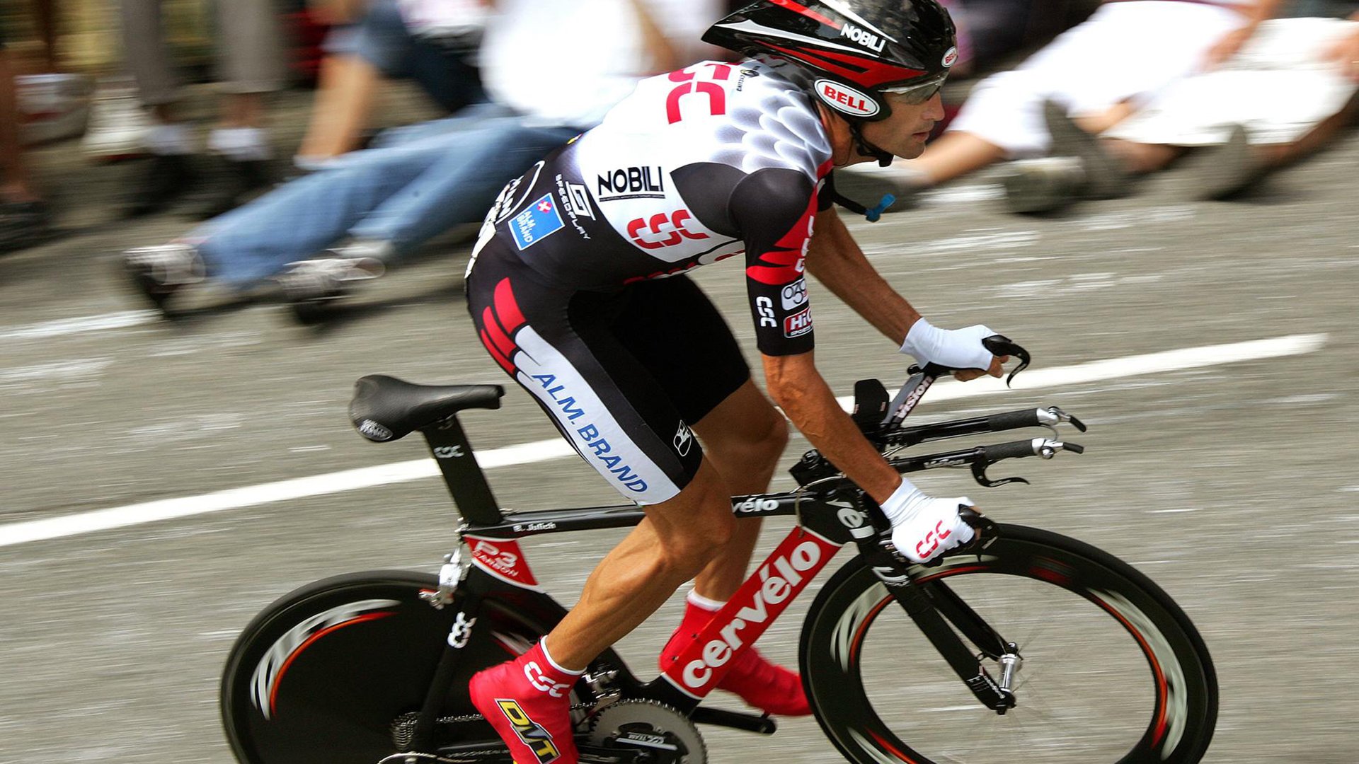 西决生死战之夜,约基奇关键回合不手软,掘金灵魂铸就传奇