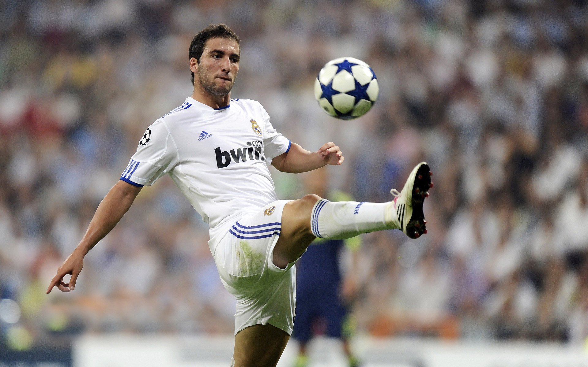 赛道之外，拉什福德的完美之夜