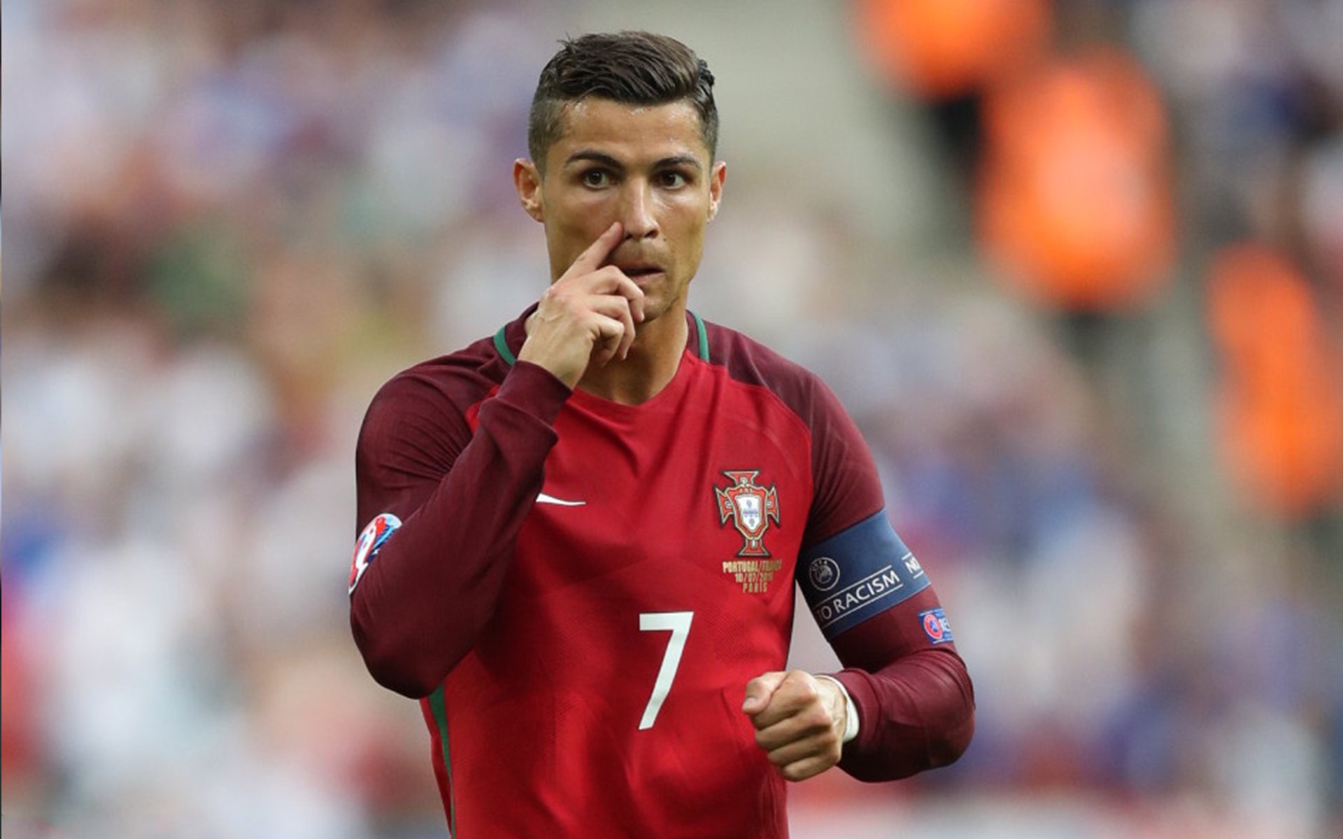 厄瓜多尔封锁巴黎防线，阿坎吉一锤定音让悬念提前终结