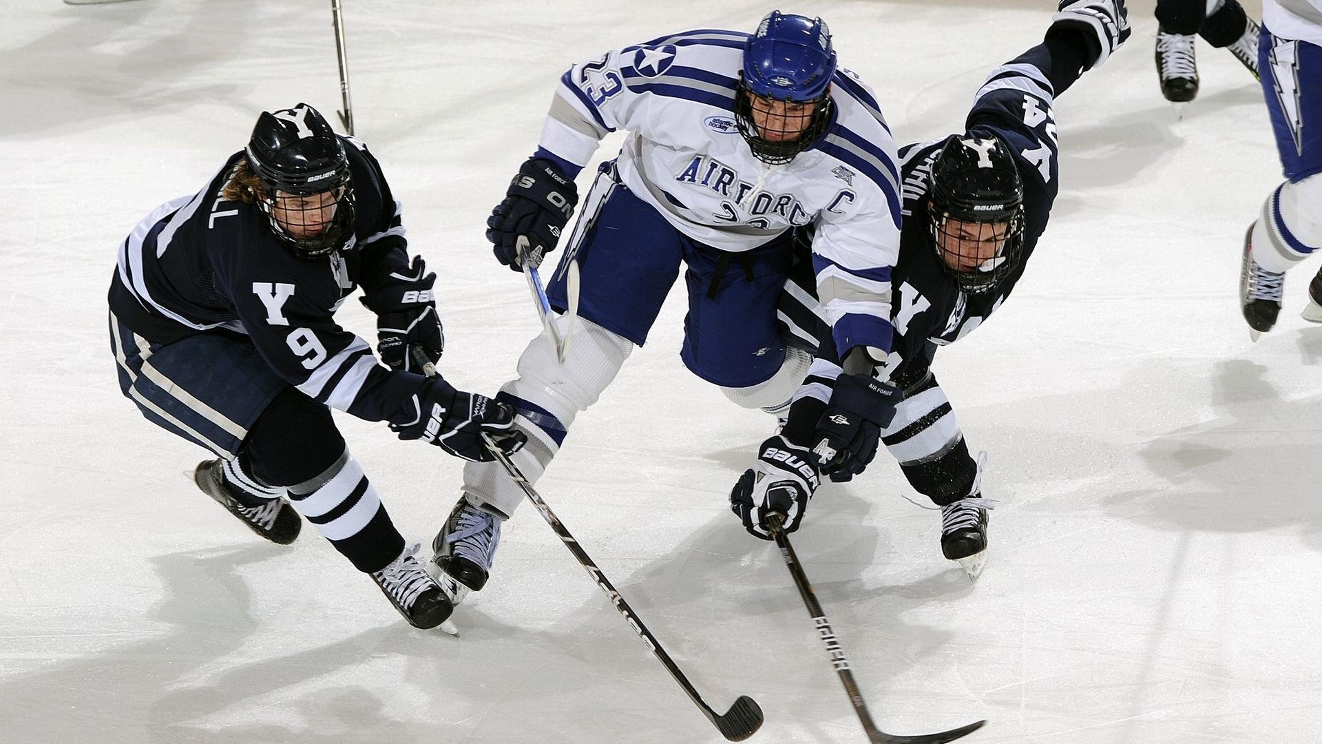 火箭轻取凯尔特人，米切尔状态火热点燃全场