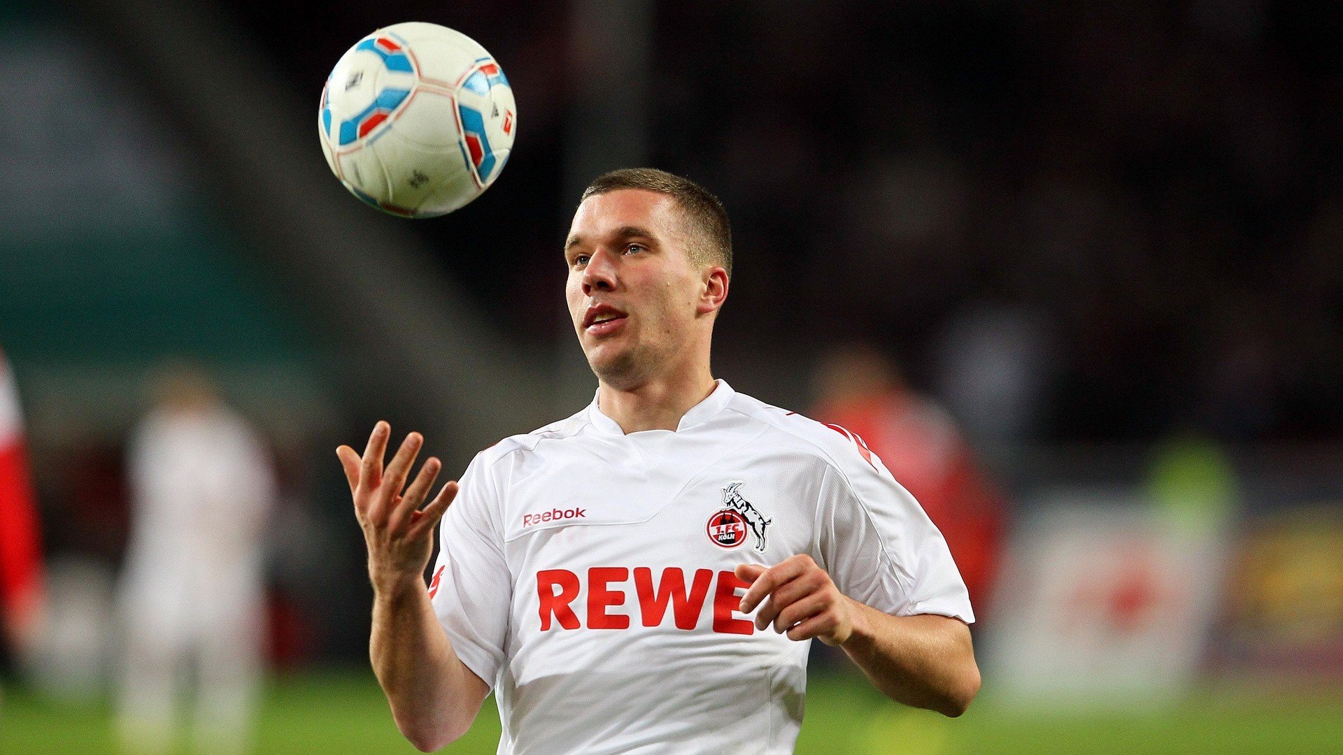 从红土到硬地，鲁德年终总决赛惊天逆转，法网亚军上演不可能的翻盘